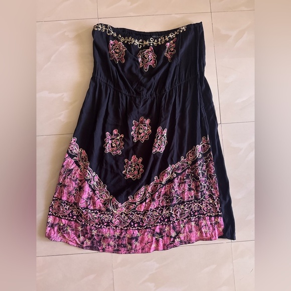 Elegant Black and Pink Embroidered a wikd thyme STRAPLESS dress SIZE 3X black - Picture 10 of 10